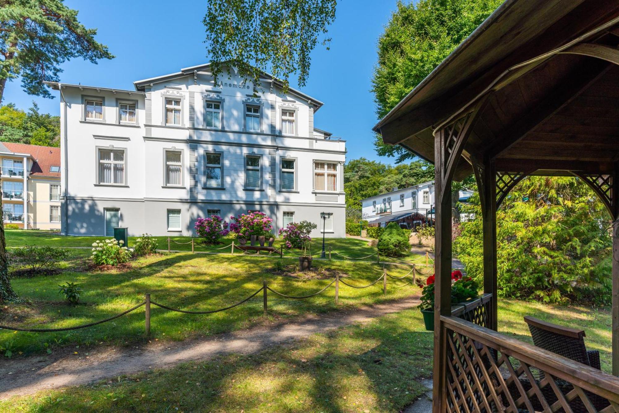 Ostseehotel Villen Im Park - Ein Rovell Hotel Heringsdorf  Exterior foto